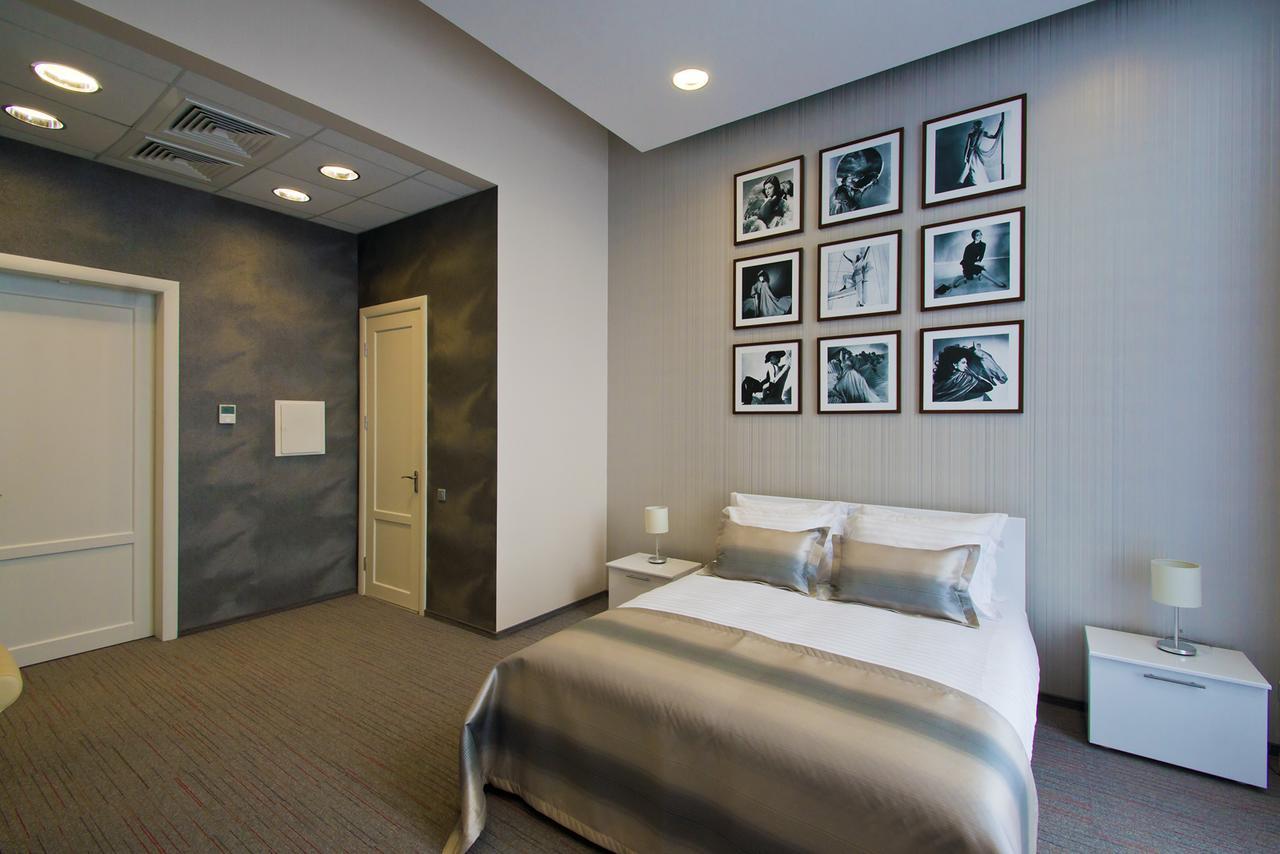 Terminal B Hotel Киев Экстерьер фото
